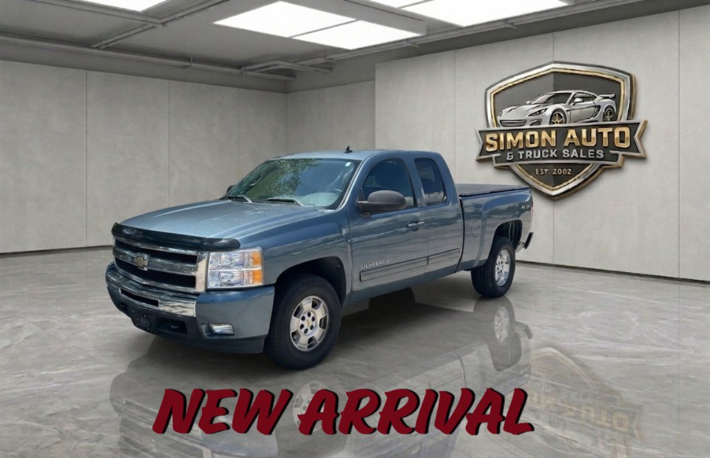 2011 Chevrolet Silverado 1500 LT 4X4 Extended Cab MWB's photo
